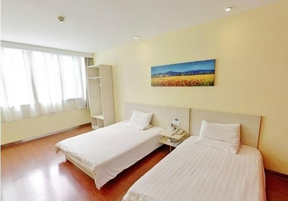 Уси: Hanting Express Wuxi Huishan Wanda