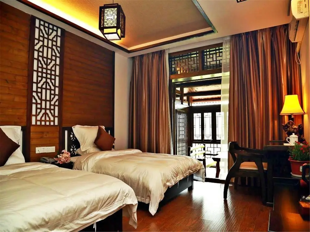 Чжанцзяцзе: Zimu Hotel
