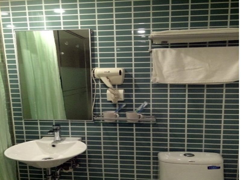 Нинбо: Hi Inn Ningbo Tianyi Square Branch