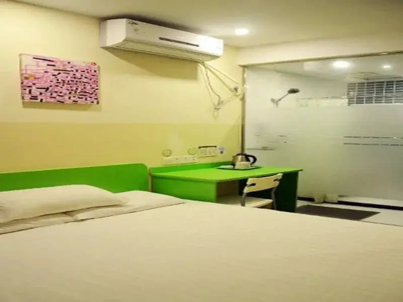 Нинбо: Hi Inn Ningbo Tianyi Square Branch