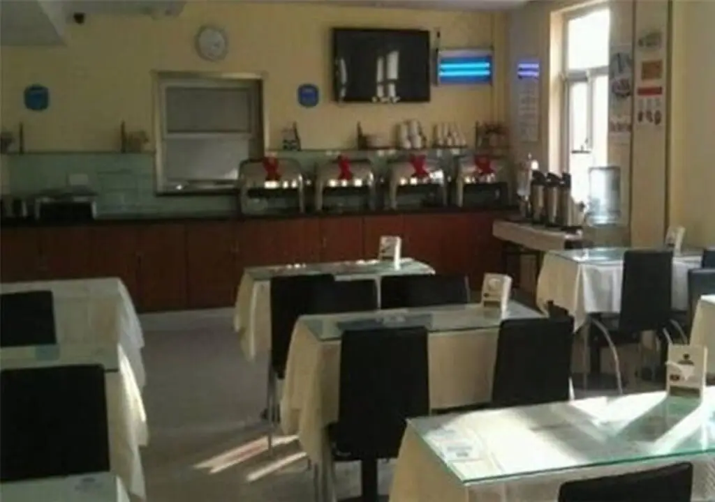 Тяньцзинь: Hanting Express Tianjin Zhongshanmen