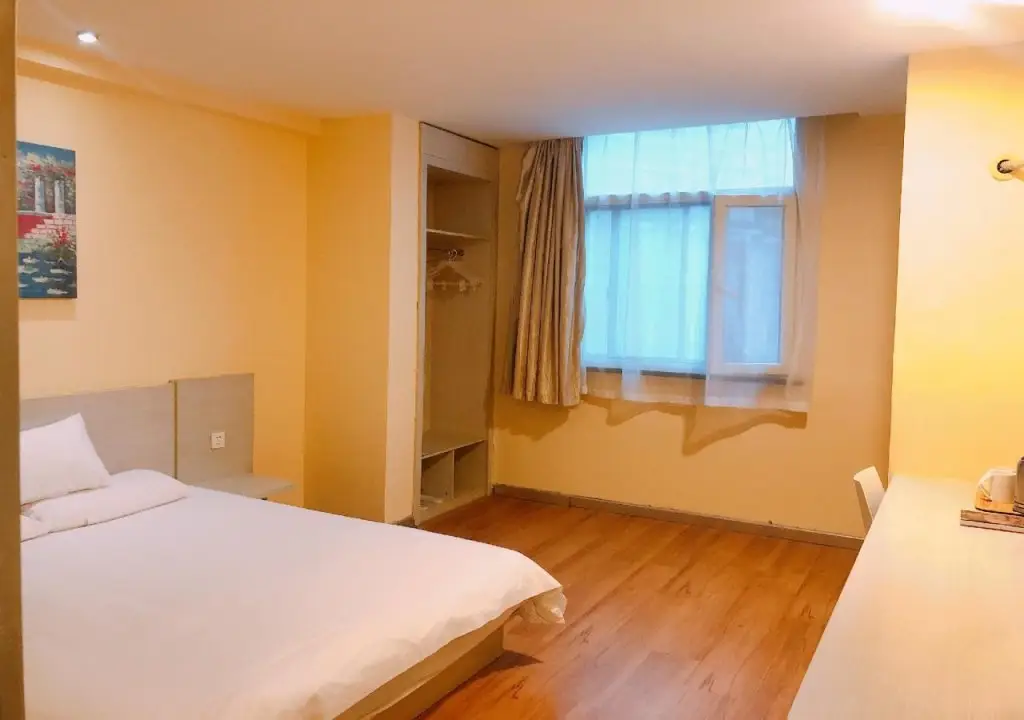 Шанхай: Hanting Hotel Shanghai Dabaishu