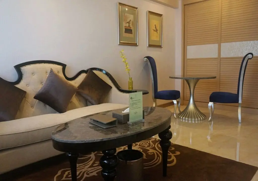 Чэнду: Parasol City Hotel and Residence Chengdu