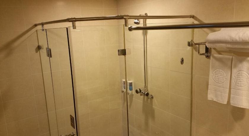 Далянь: Jinyuan Hotel Dalian