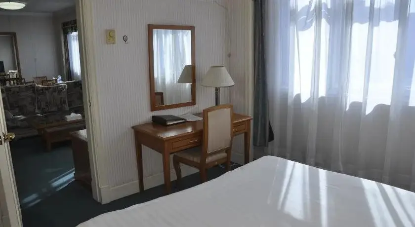 Далянь: Jinyuan Hotel Dalian