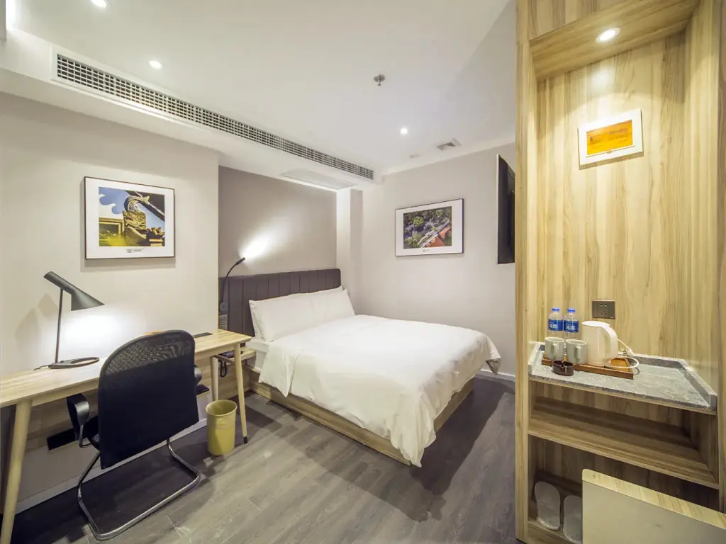 Нанкин: Hanting Express Nanjing Zhongshan East Road President Palace