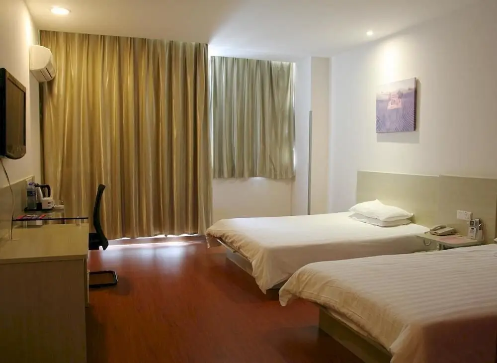 Hanting Express Hotel Wuxi Sunshine Square — фото 1