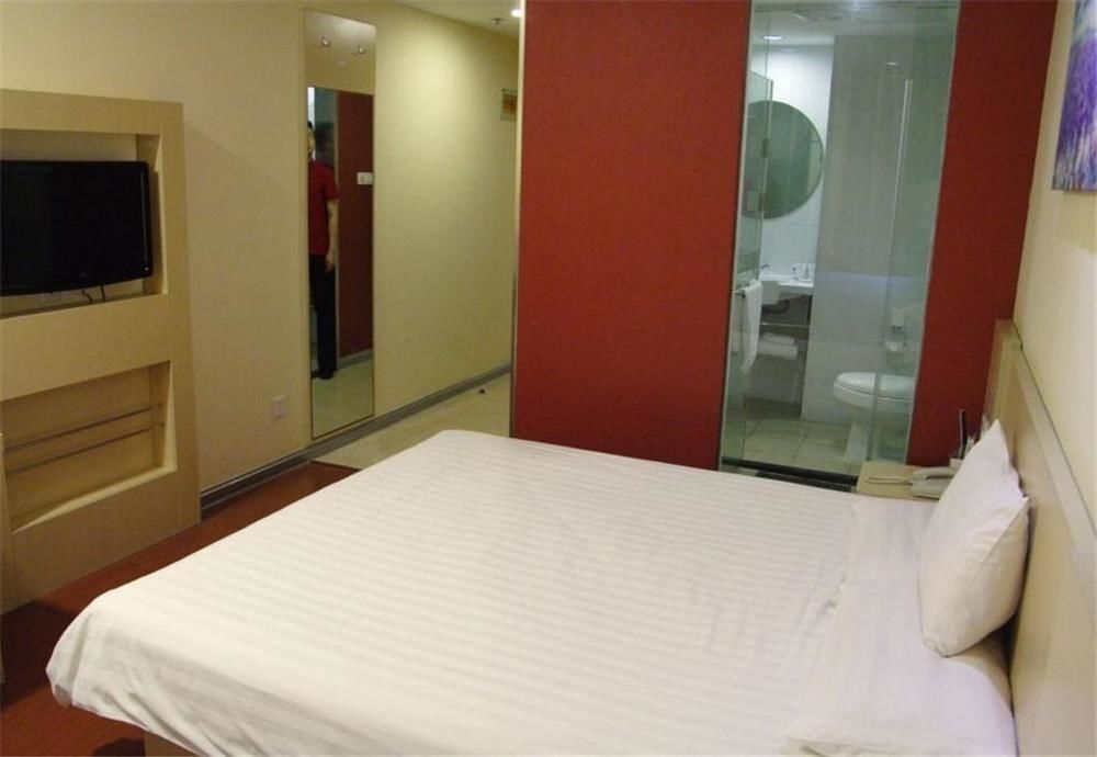Уси: Hanting Express Wuxi Dongjiang Xindong Square