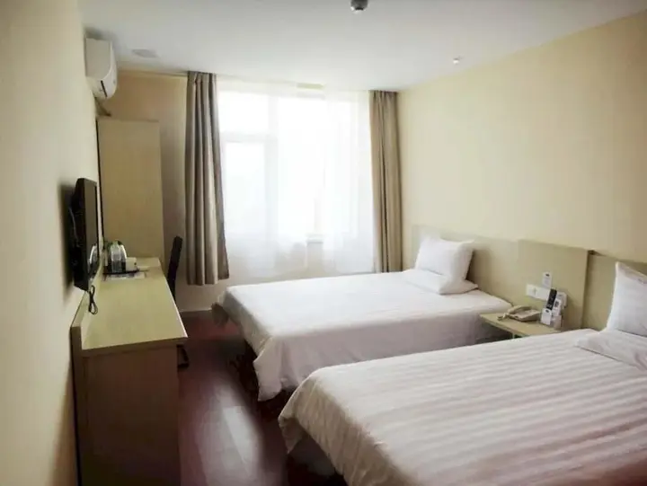 Циндао: Hanting Express Qingdao Licang Wanda
