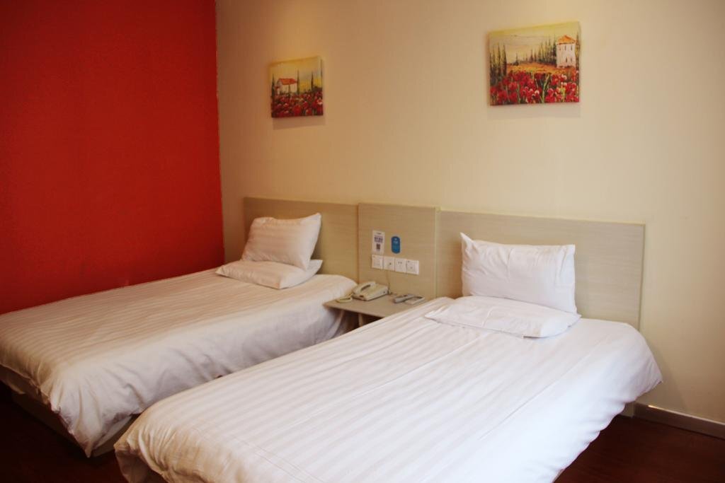 Хецзе: Hanting Express Heze Renmin Road