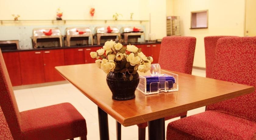 Пекин: Hanting Express Beijing Shijingshan East Lianshi Road