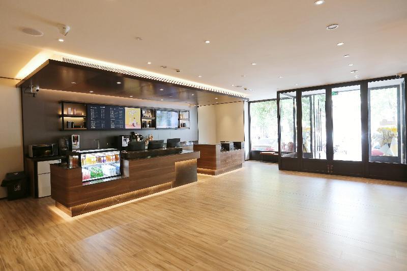 Цзиньчжоу: Hanting Hotel People's Street Jinzhou Railway Sta