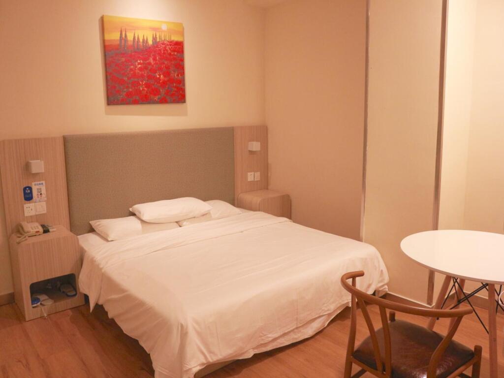 Нинбо: Hanting Hotel Ningbo Baizhang Dong Road