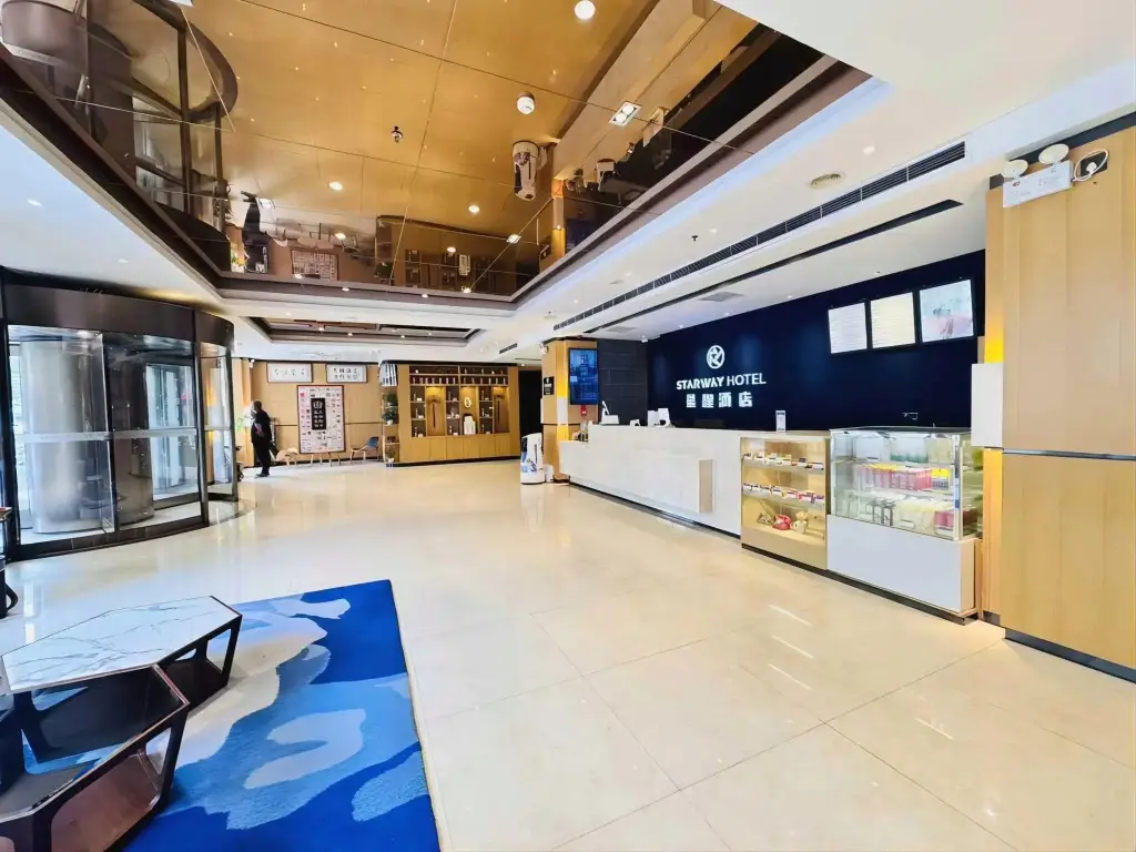 Чжэнчжоу: Starway Hotel