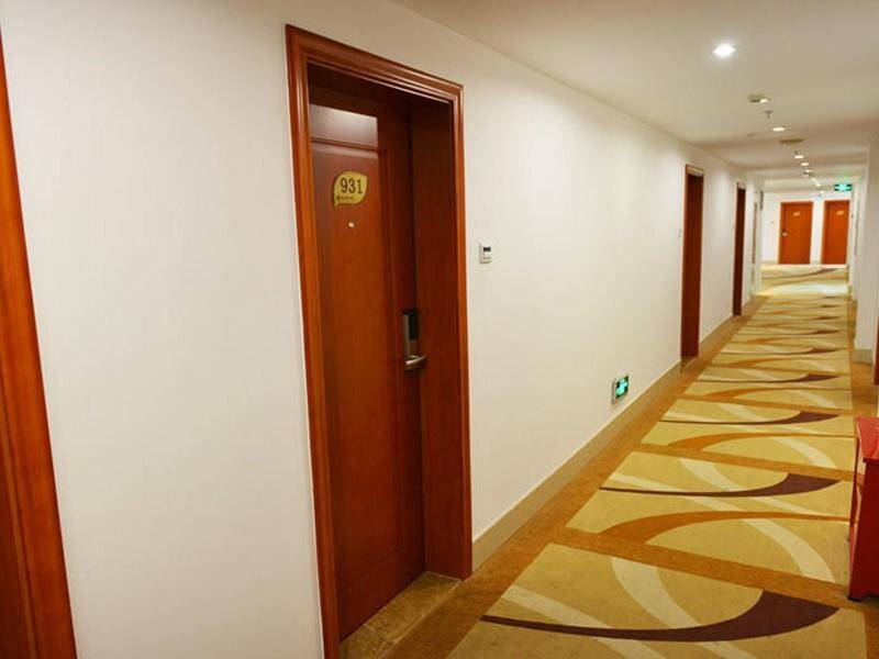 Шэньчжэнь: Hanting Express Shenzhen Hai Shang Shi Jie Zhao Shang Road Branch