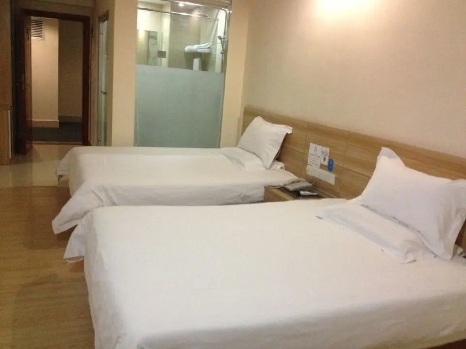 Шэньчжэнь: Hanting Express Shenzhen Hai Shang Shi Jie Zhao Shang Road Branch