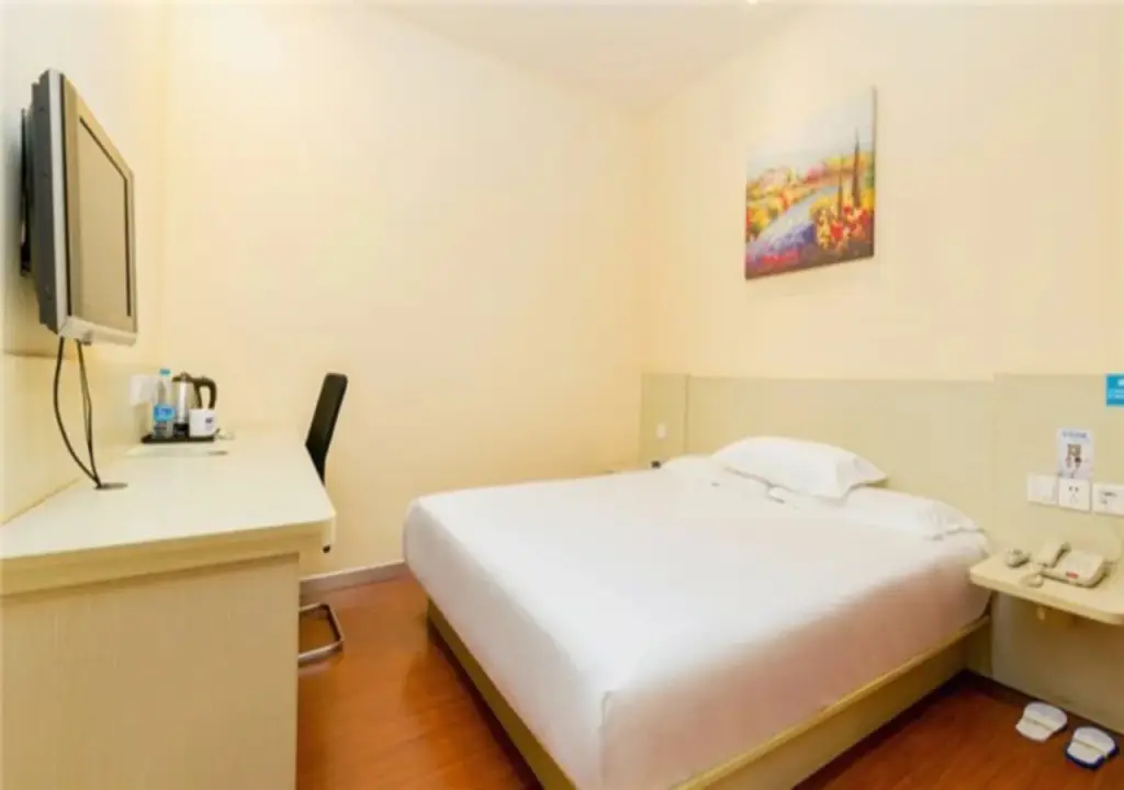 Шэньчжэнь: Hanting Express Shenzhen Hai Shang Shi Jie Zhao Shang Road Branch