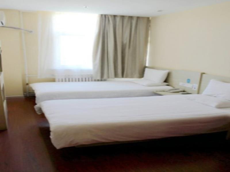 Инин: Hanting Hotel Yining Shanghai Town