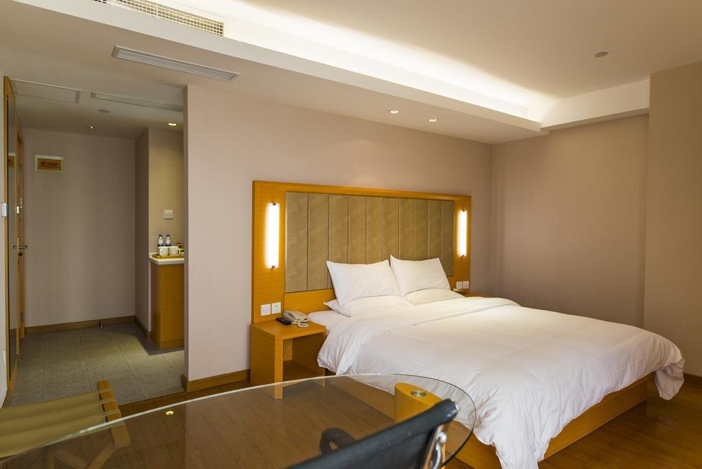 Чунцин: JI hotel Chongqing Jiefangbei Walking Street Branch