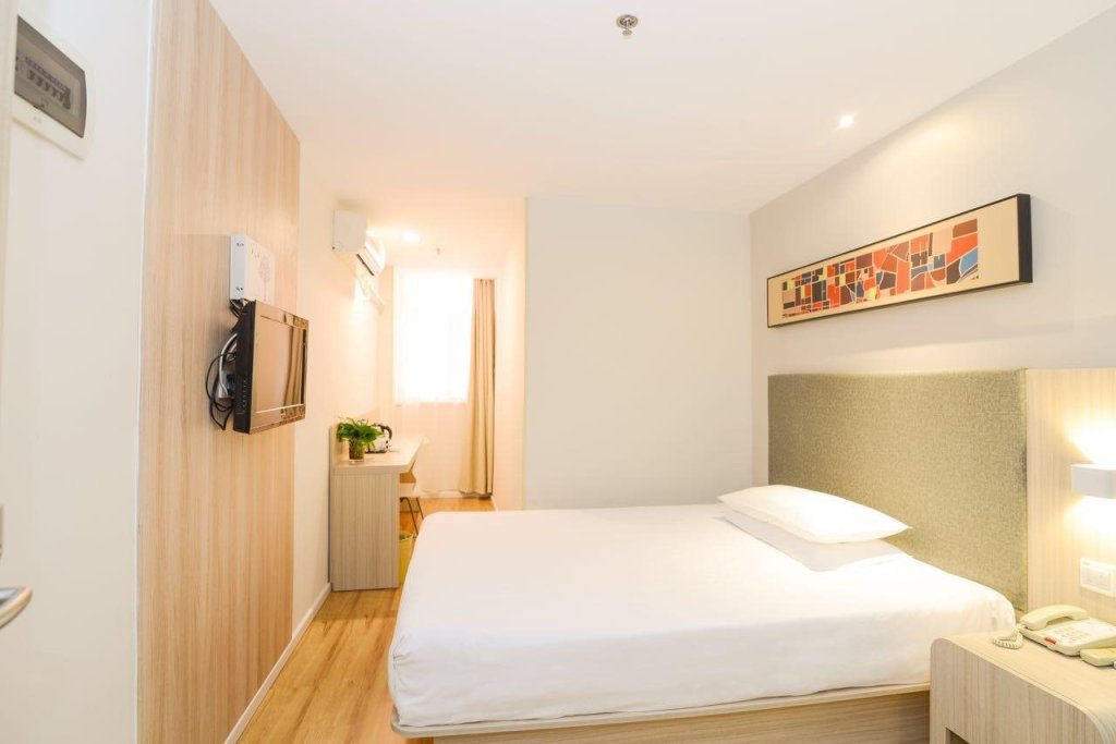 Хэфэй: Hanting Hotel Hefei Jinzhai Road Anhui Medical Uni