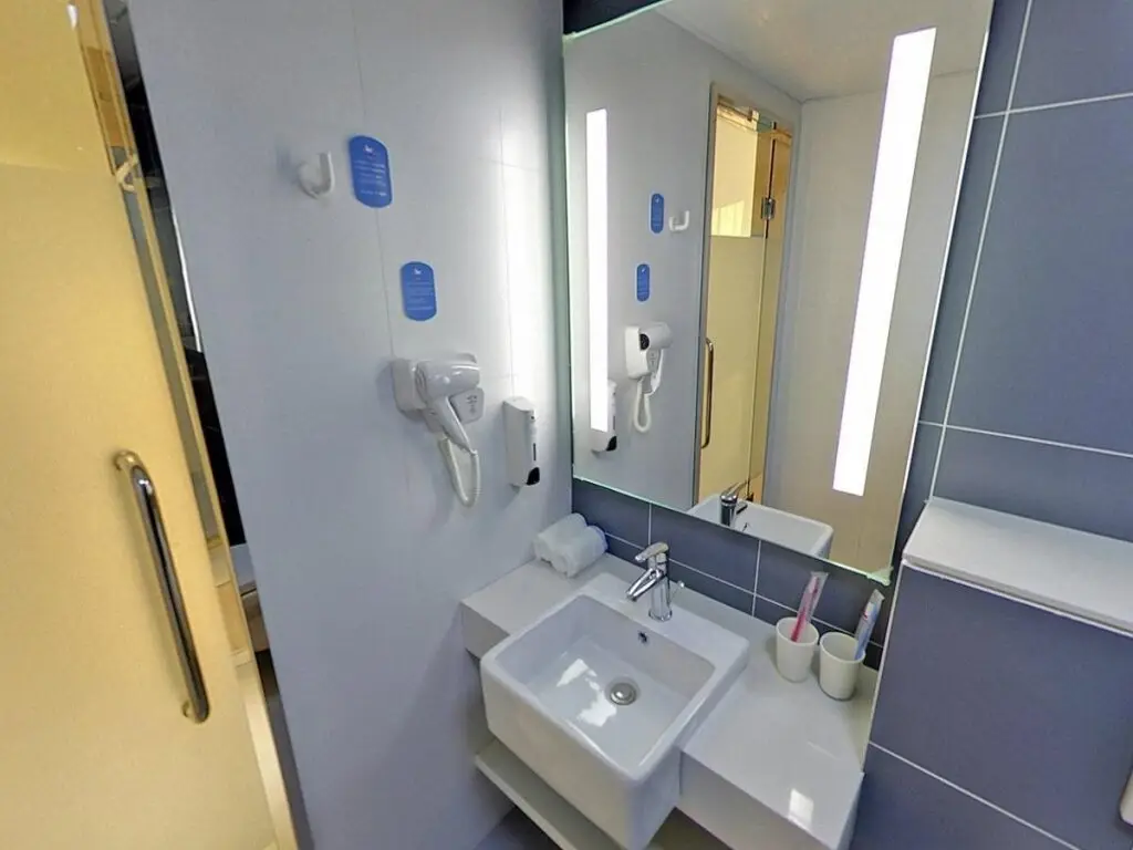 Шанхай: Hanting Hotel Shanghai Guilin Road