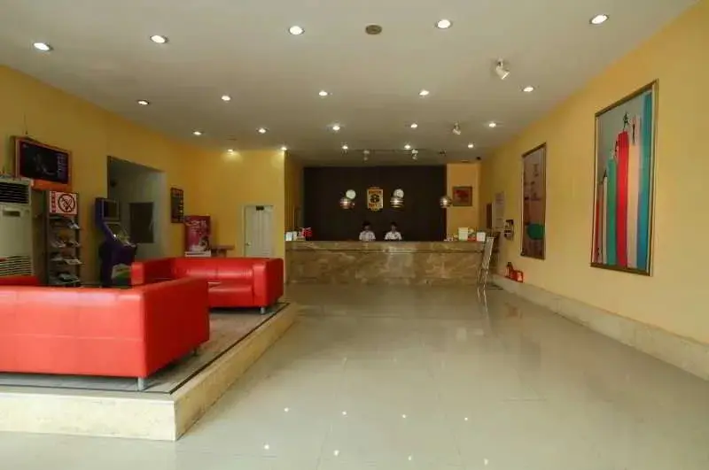 Гуанчжоу: Super 8 Hotel Guangzhou Huang Hua Gang