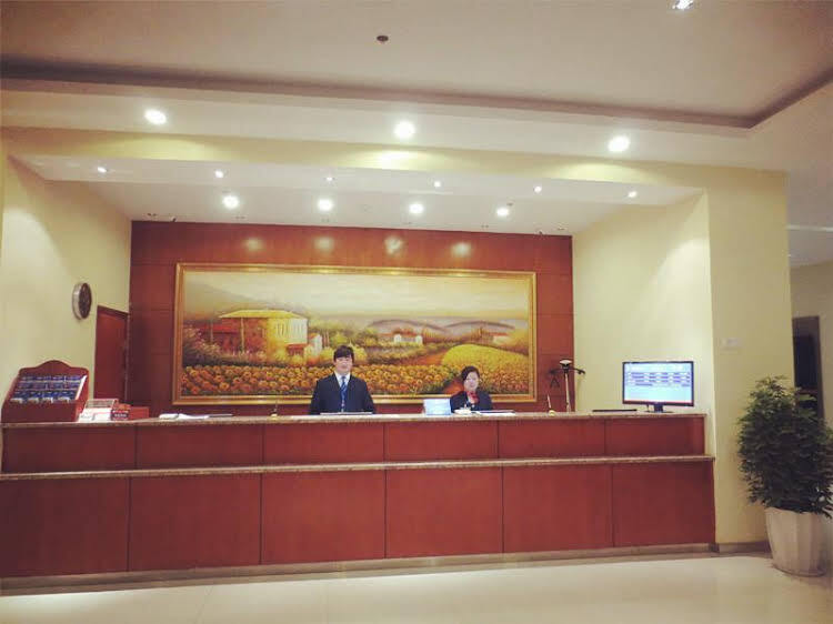 Чжанцзяган: Hanting Express Zhangjiagang Tangqiao