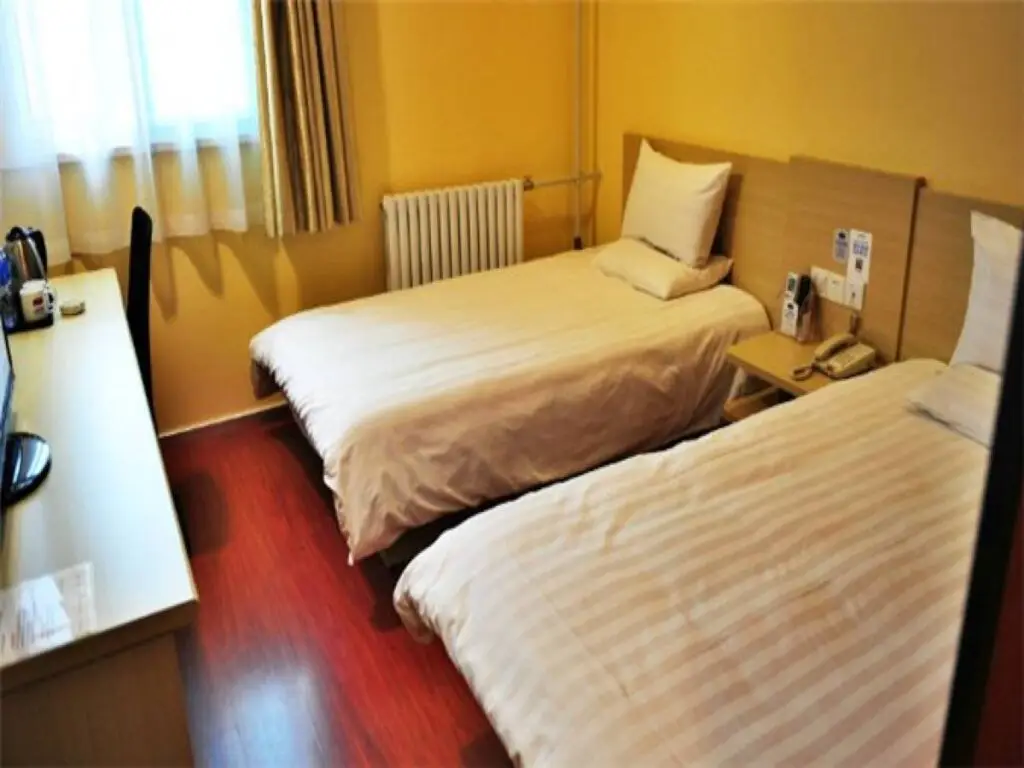 Пекин: Hanting Express Beijing Sihui