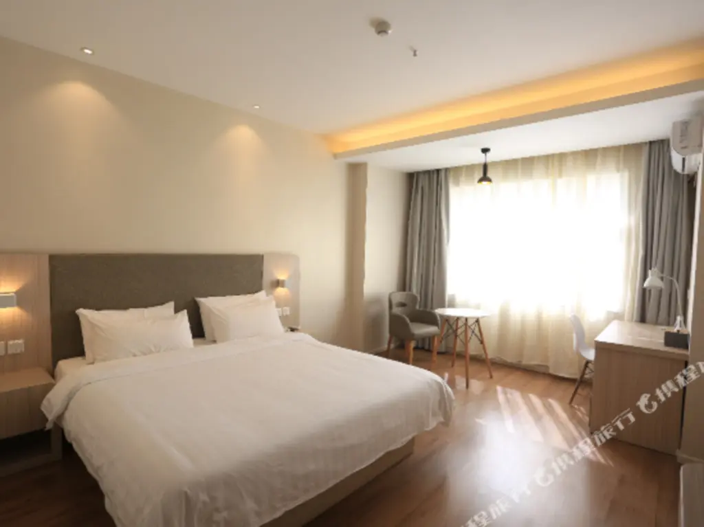 Лицзян: Hanting Express Lijiang Qixing Street Branch
