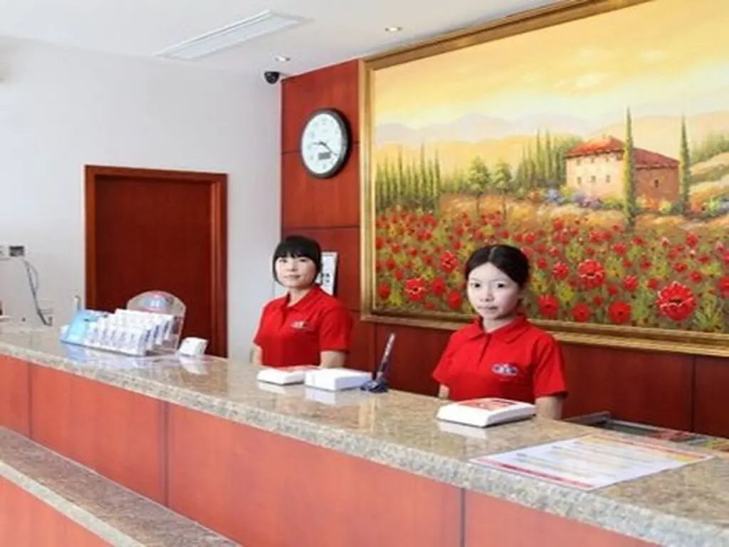 Шанхай: Hanting Express Shanghai Fengxian South Qiao Road