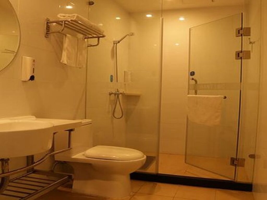 Шанхай: Hanting Express Shanghai Fengxian South Qiao Road