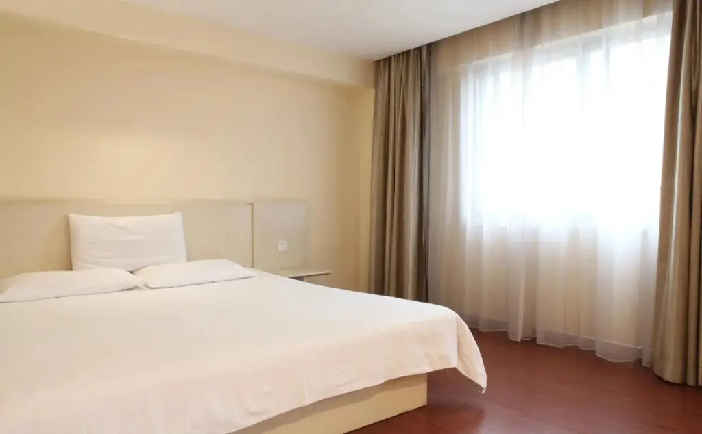 Гуанчжоу: Hanting Express Guangzhou Xi Lang Branch