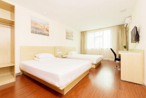 Санья: Hanting Hotel (Sanya Chunyuan Seafood Plaza)(汉庭酒店(三亚春园海鲜广场店))