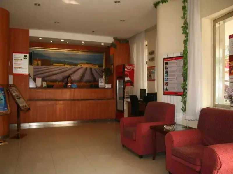Циндао: Hanting Express Qingdao Yuanyang Plaza Branch
