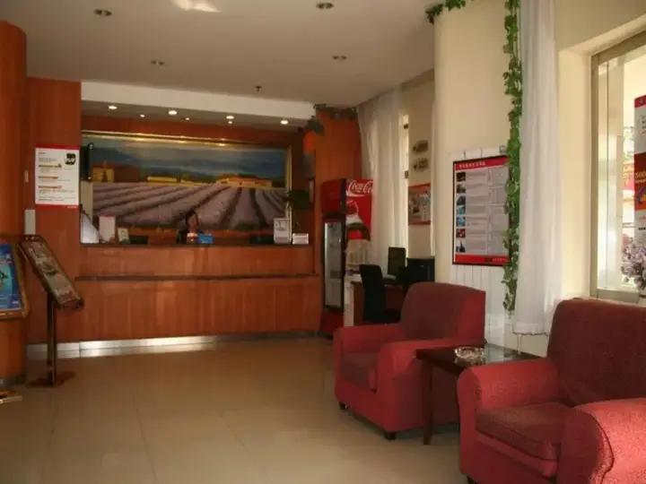 Циндао: Hanting Express Qingdao Yuanyang Plaza Branch
