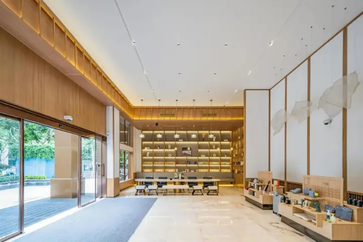 Шанхай: Hanting Express Shanghai Huajing Road