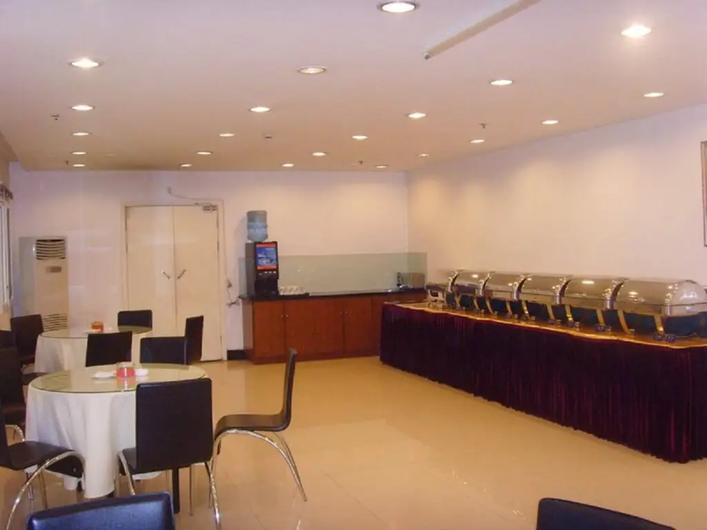 Шанхай: Hanting Hotel Shanghai Shangnan Metro Station