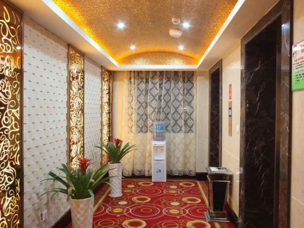 Yiwu Yuejia Business Hotel — фото 1