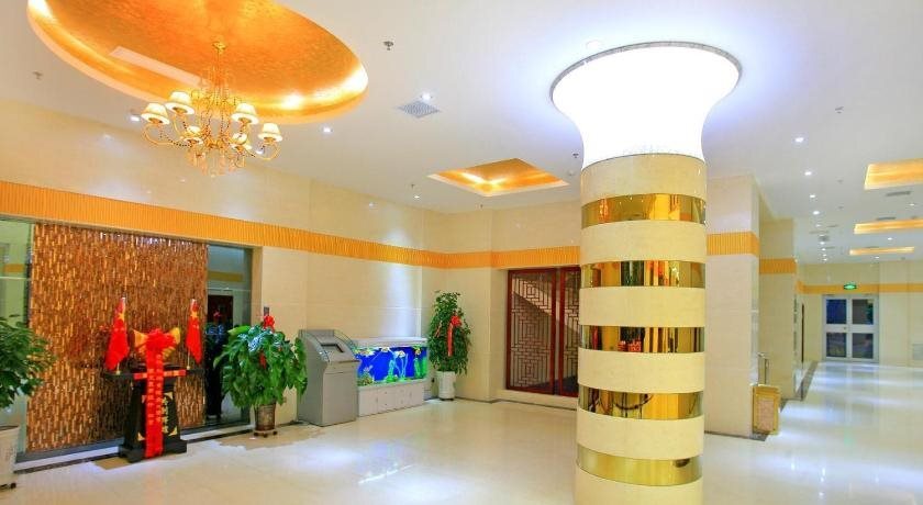 Цзюцюань: Jiuquan Longteng Hotel