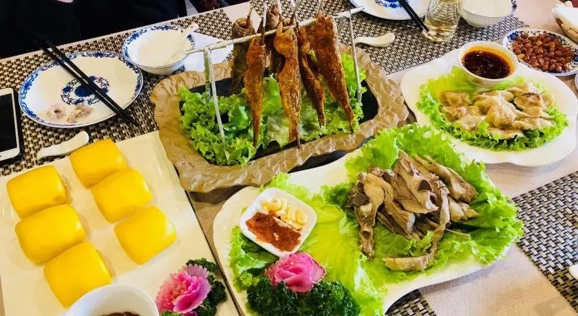 Цзюцюань: Jiuquan Longteng Hotel