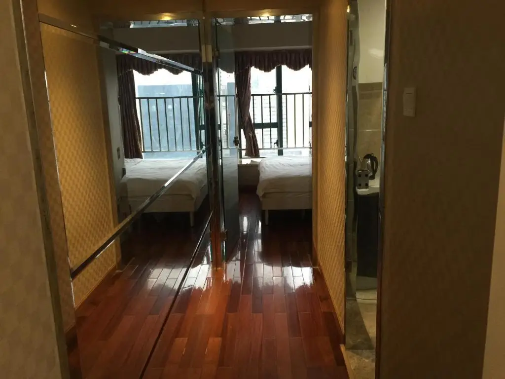Шэньчжэнь: Dongmenju Apartment