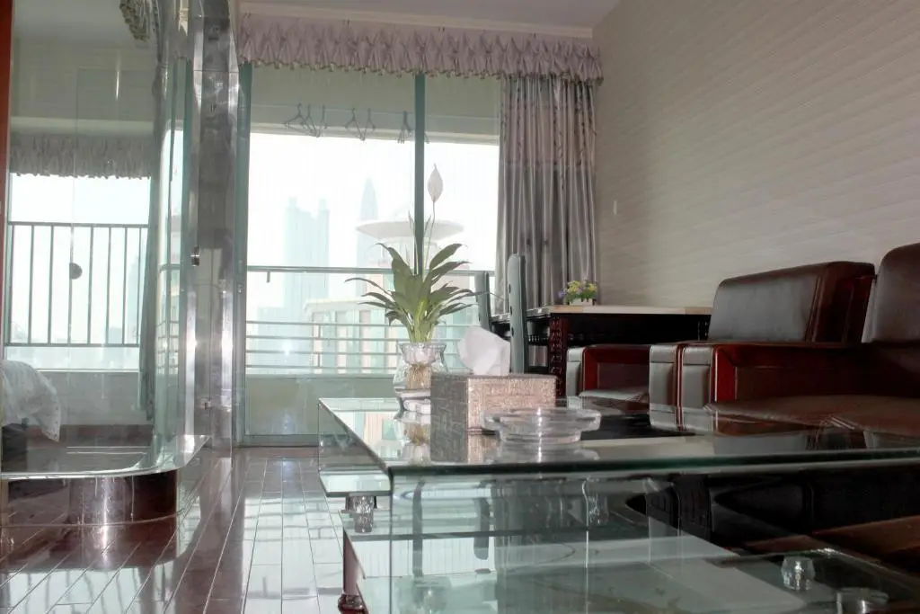 Шэньчжэнь: Dongmenju Apartment