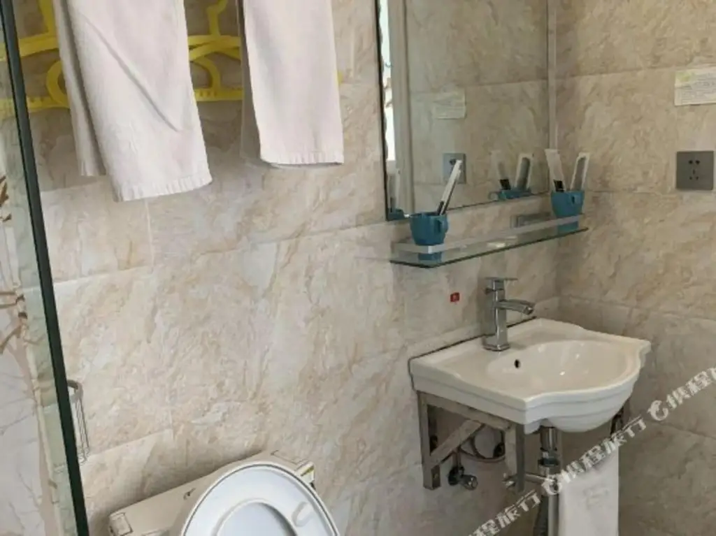 Уси: Laystay Hotel