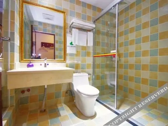 Мяньян: Super 8 Hotel Wuyi Square Branch