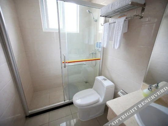 Мяньян: Super 8 Hotel Wuyi Square Branch