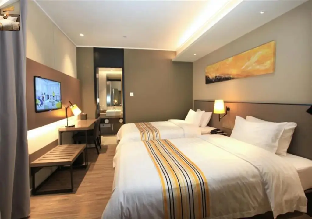 Гуйлинь: Home Inn Plus Guilin Railway Station