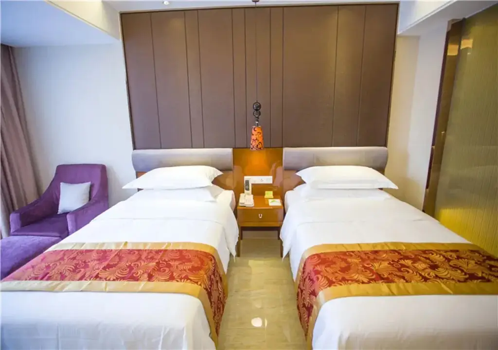 Санья: Vienna Hotel Sanya Bay