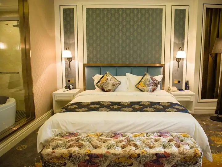 Чжуншань: Zhongshan Huancheng Louis Hotel