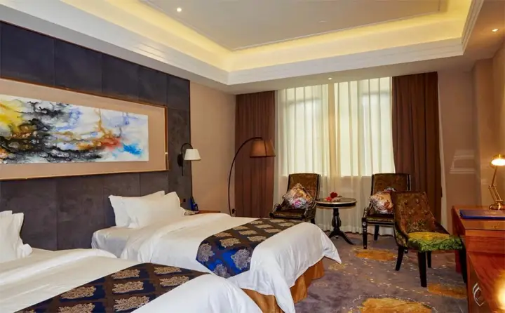 Чжуншань: Zhongshan Huancheng Louis Hotel