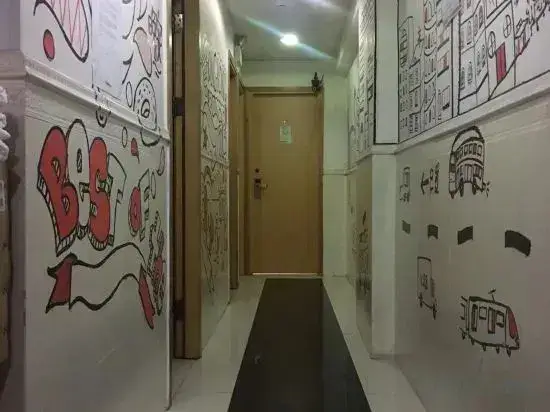 Гонконг: Spring Guest House (5/F)